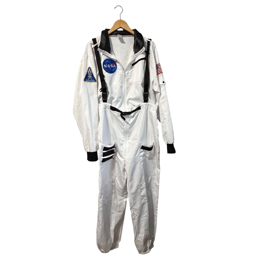 Spirit Halloween NASA Astronaut Flight Suit Costume Jumpsuit White Adult Large